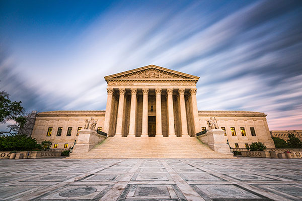 Outdoor view of the United States Supreme Court building